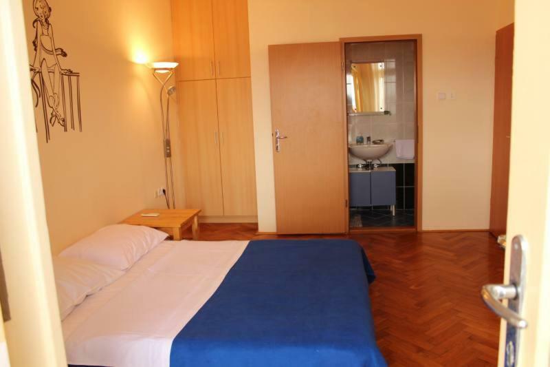 Dora * Crikvenica